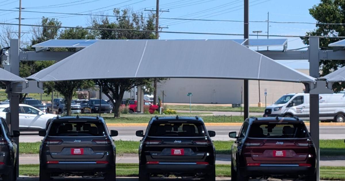 New canopies save cars from hail, offer solar energy to Fremont dealership