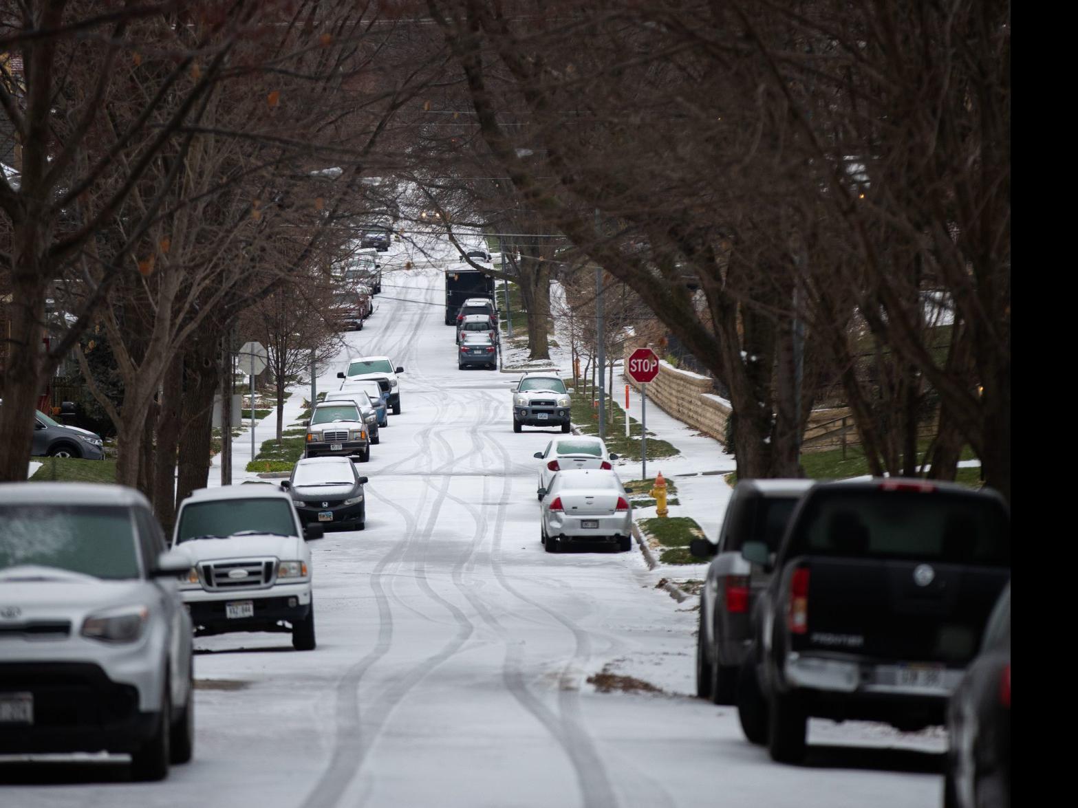 Rain Snow And Cold Expected In Omaha This Weekend Easter Is Not