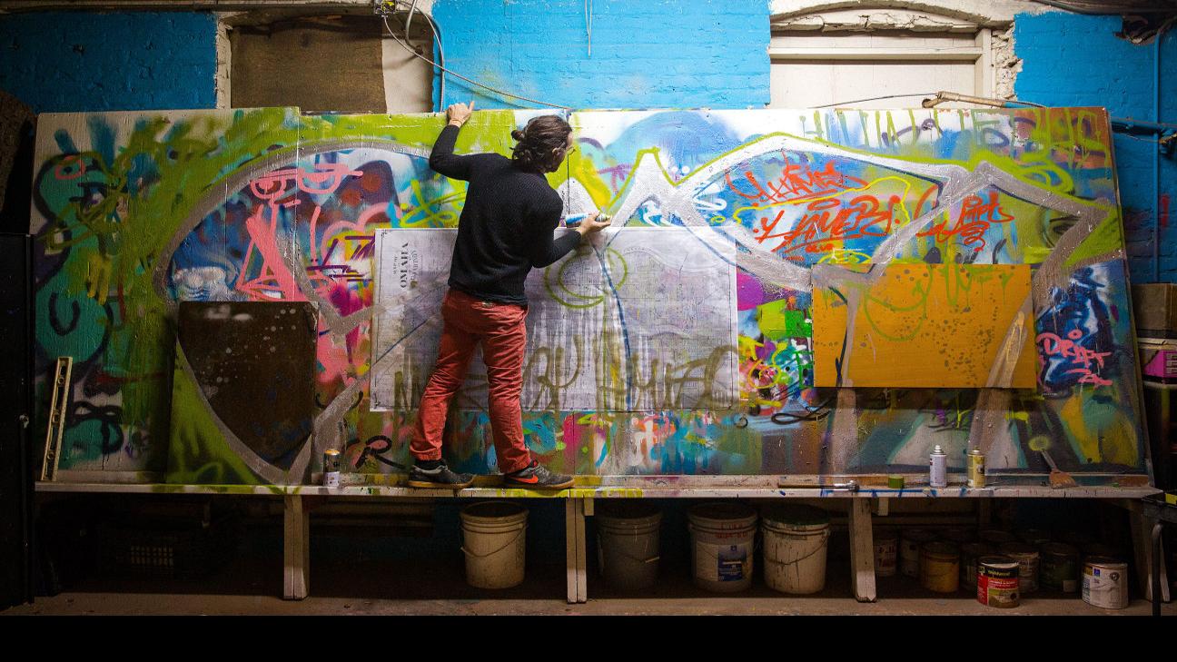 Omaha Artists Painting Over Graffiti With Graffiti Go Omaha Com