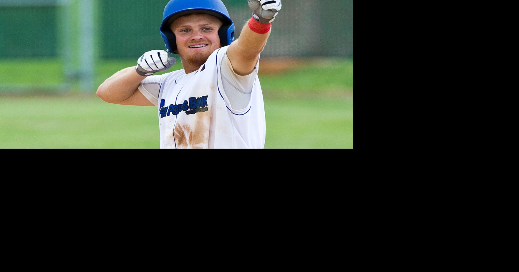 Iowa Western baseball’s John Hawk, a Creighton Prep graduate, signs