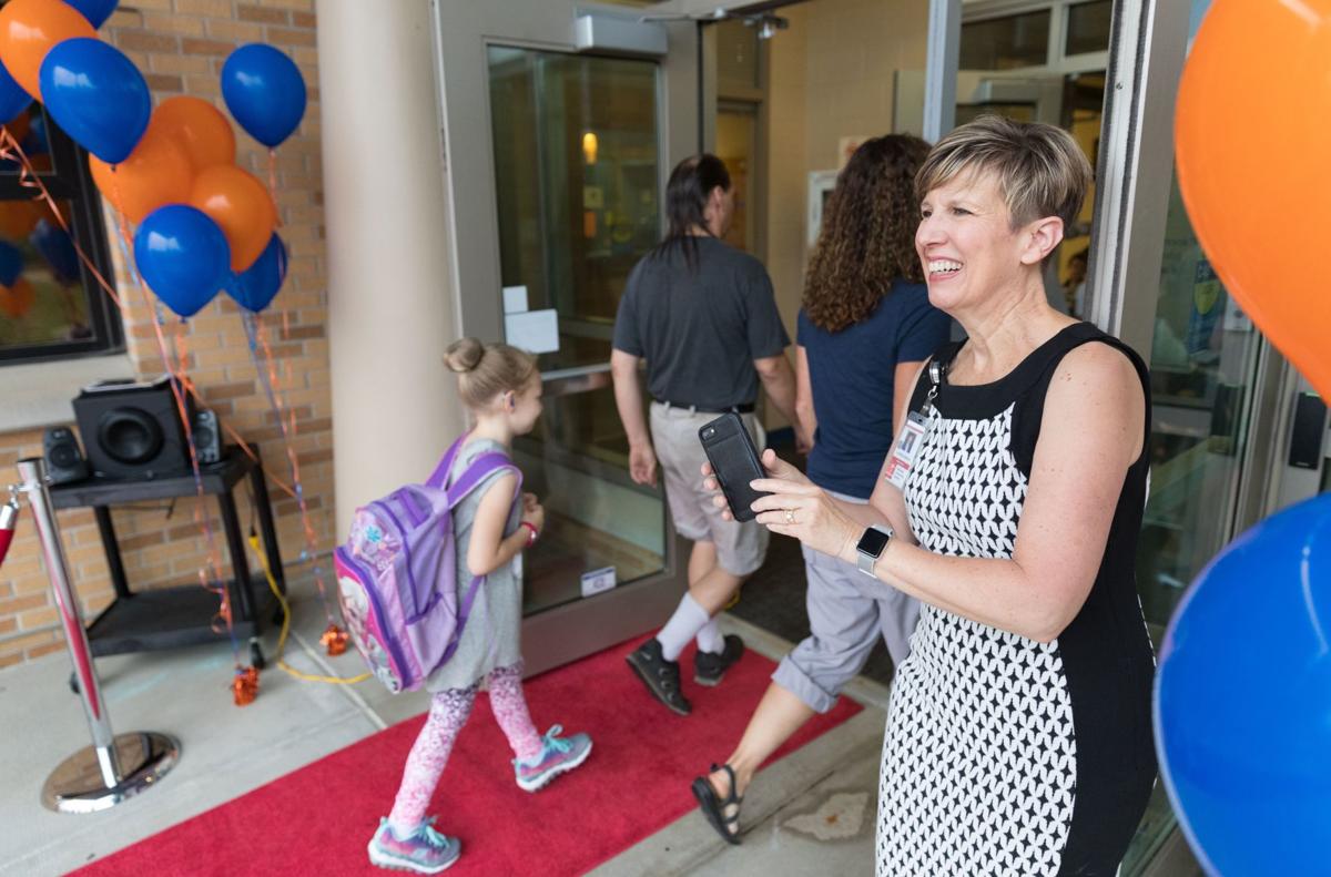 Photos Westside Students Get Red Carpet Treatment On First Day Of School Education Omaha Com