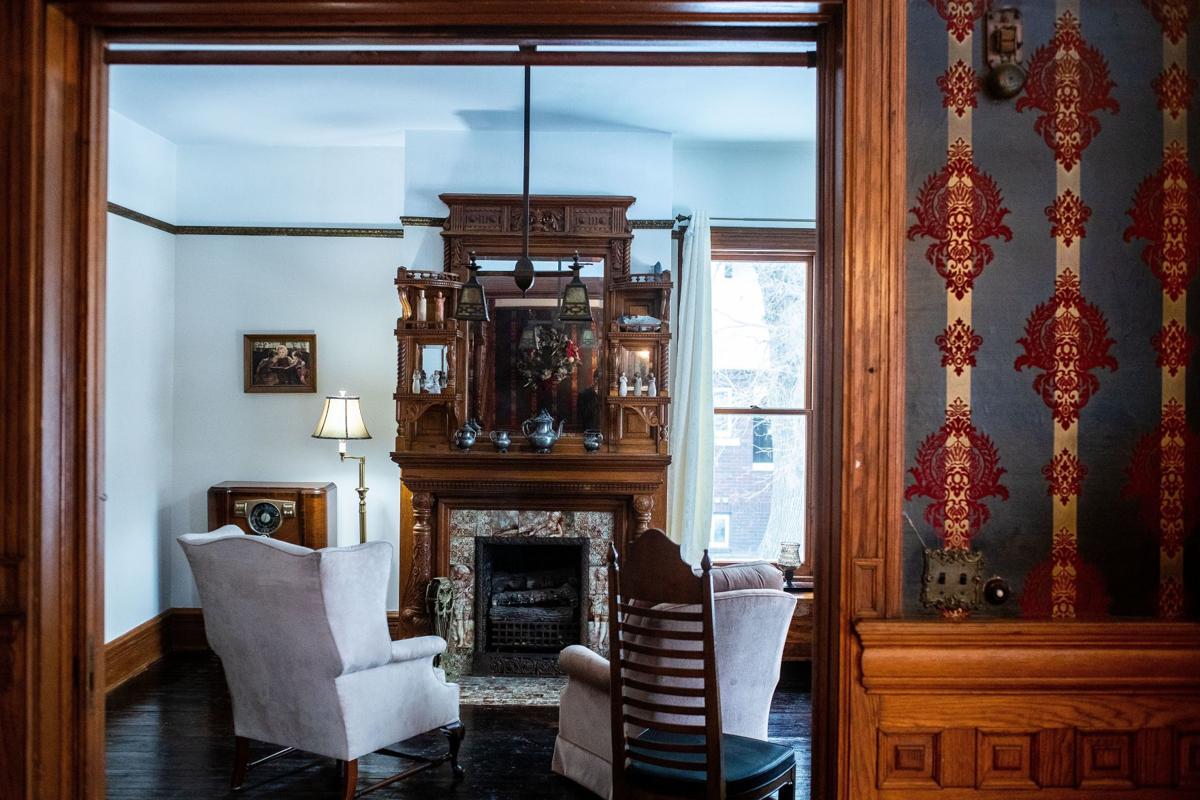 Sale of two historic houses in Omaha's Bemis Park neighborhood is