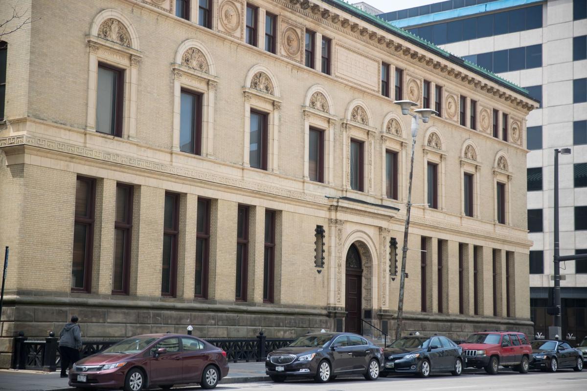 Omaha Housing Authority agrees to sell downtown HQ to Douglas County