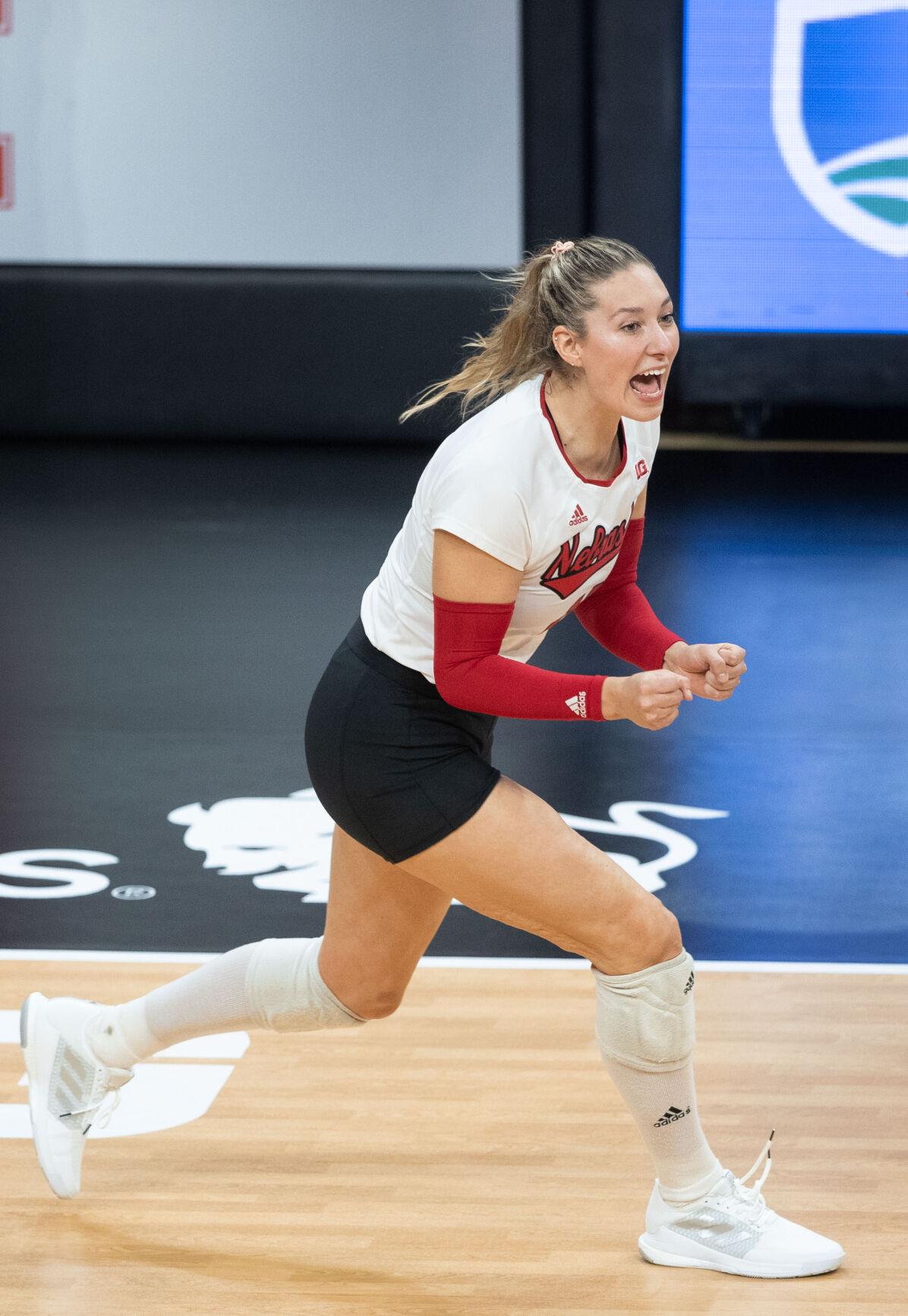Nebraska volleyball's Kenzie Knuckles suffers seasonending injury