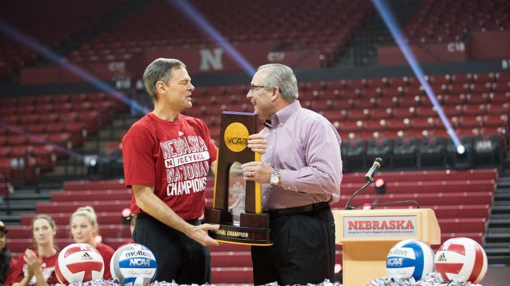 Nebraska volleyball coach John Cook makes 675,000 salary after latest