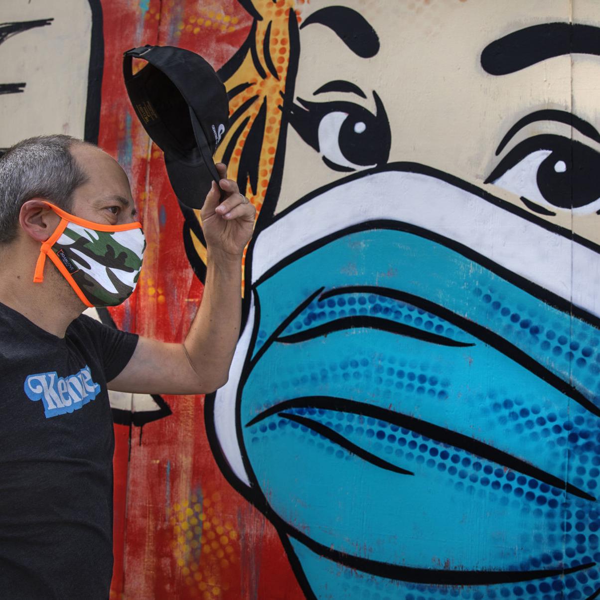 Heroes Wear Masks Father Daughter Duo Shares A Message In Chalk