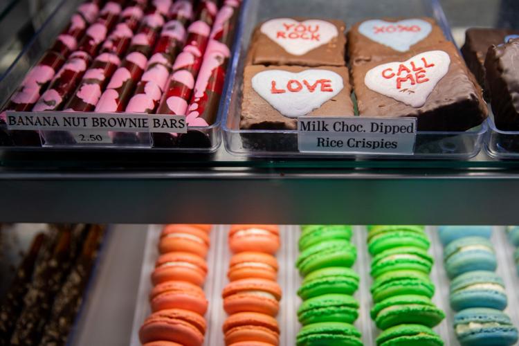 Omahaarea candy stores are seeing increase in Valentine's Day business Local News