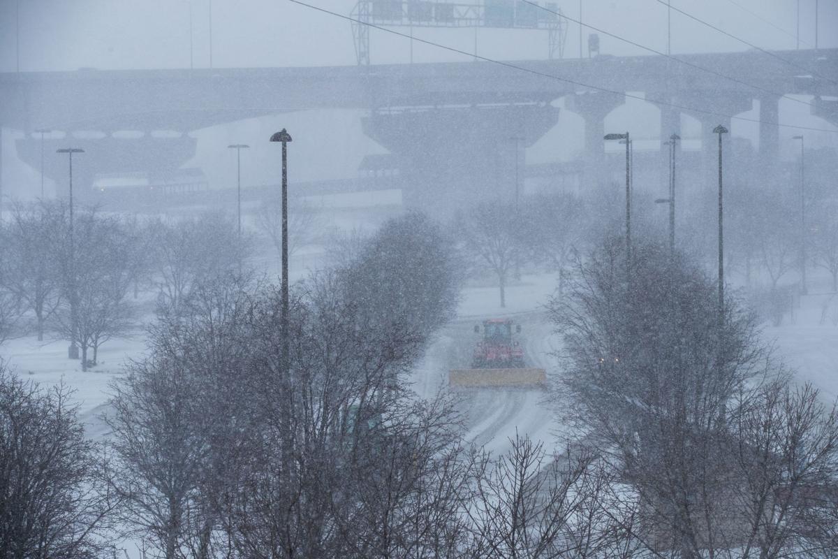 Blizzard dumps 6 to 10 inches of snow across the Omaha metro area Weather