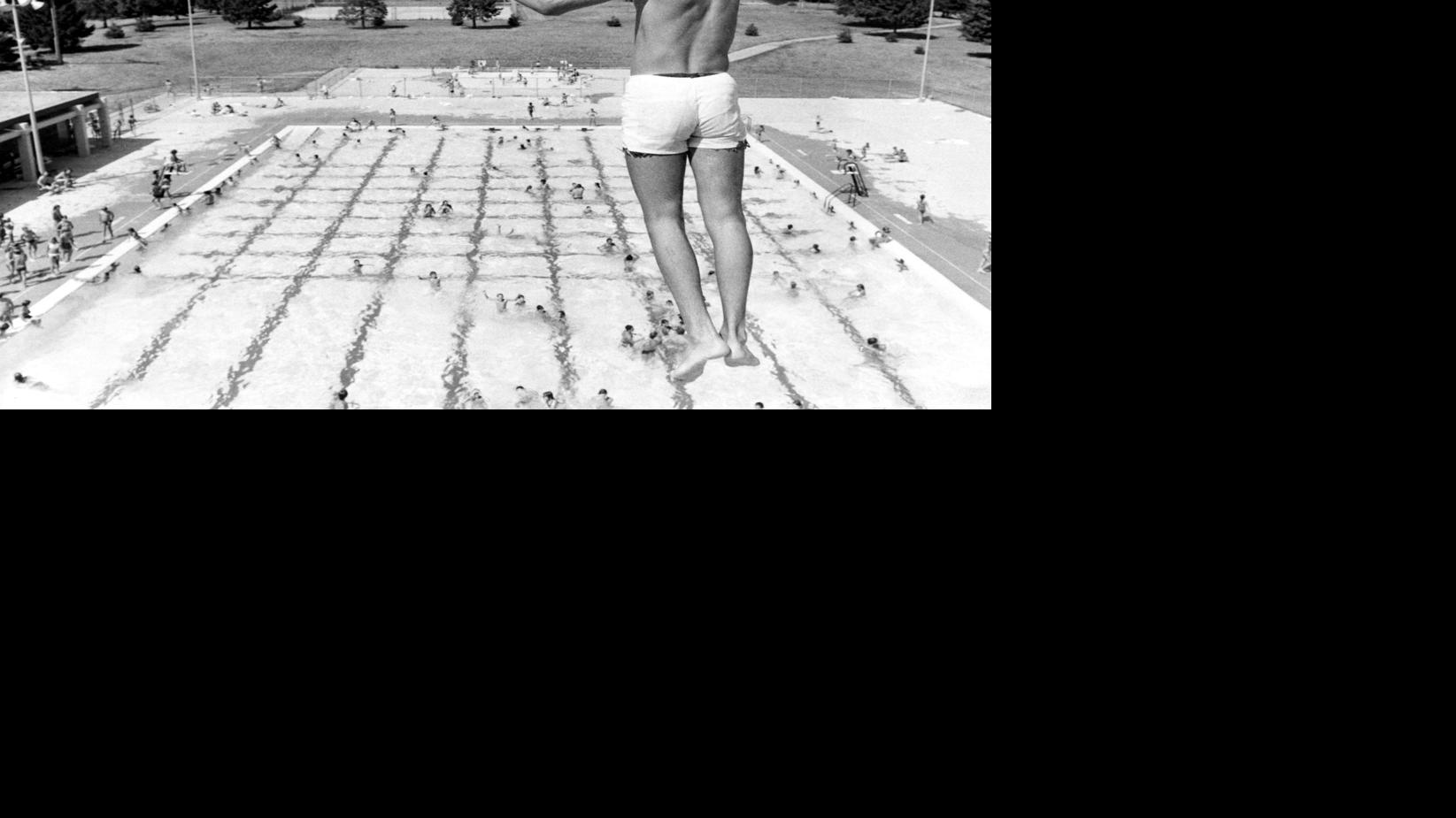 Wallpaper Hitchcock Pool 1976 Omaha Com Desktop Wallpaper Free