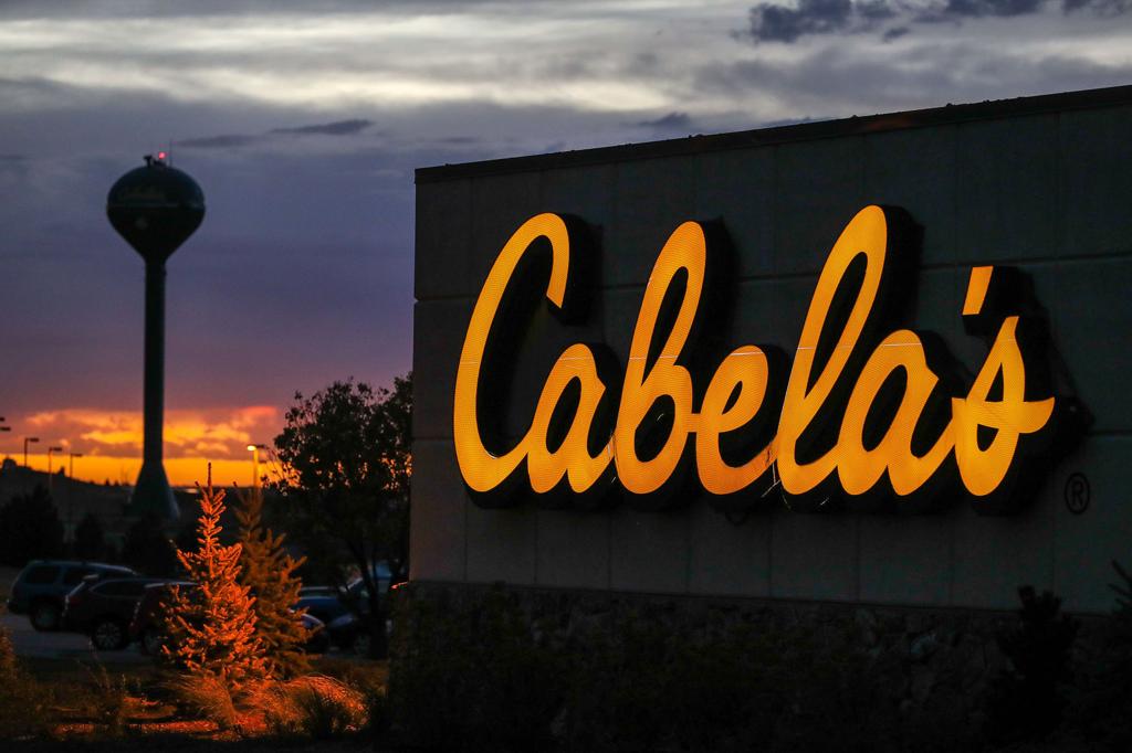 After Cabela S Sale To Bass Pro Shops Activist Investor Is Cashing Out Money Omaha Com