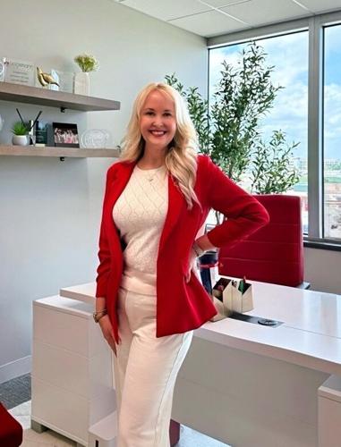 Sara_Meis_Jeana Office 2.JPG