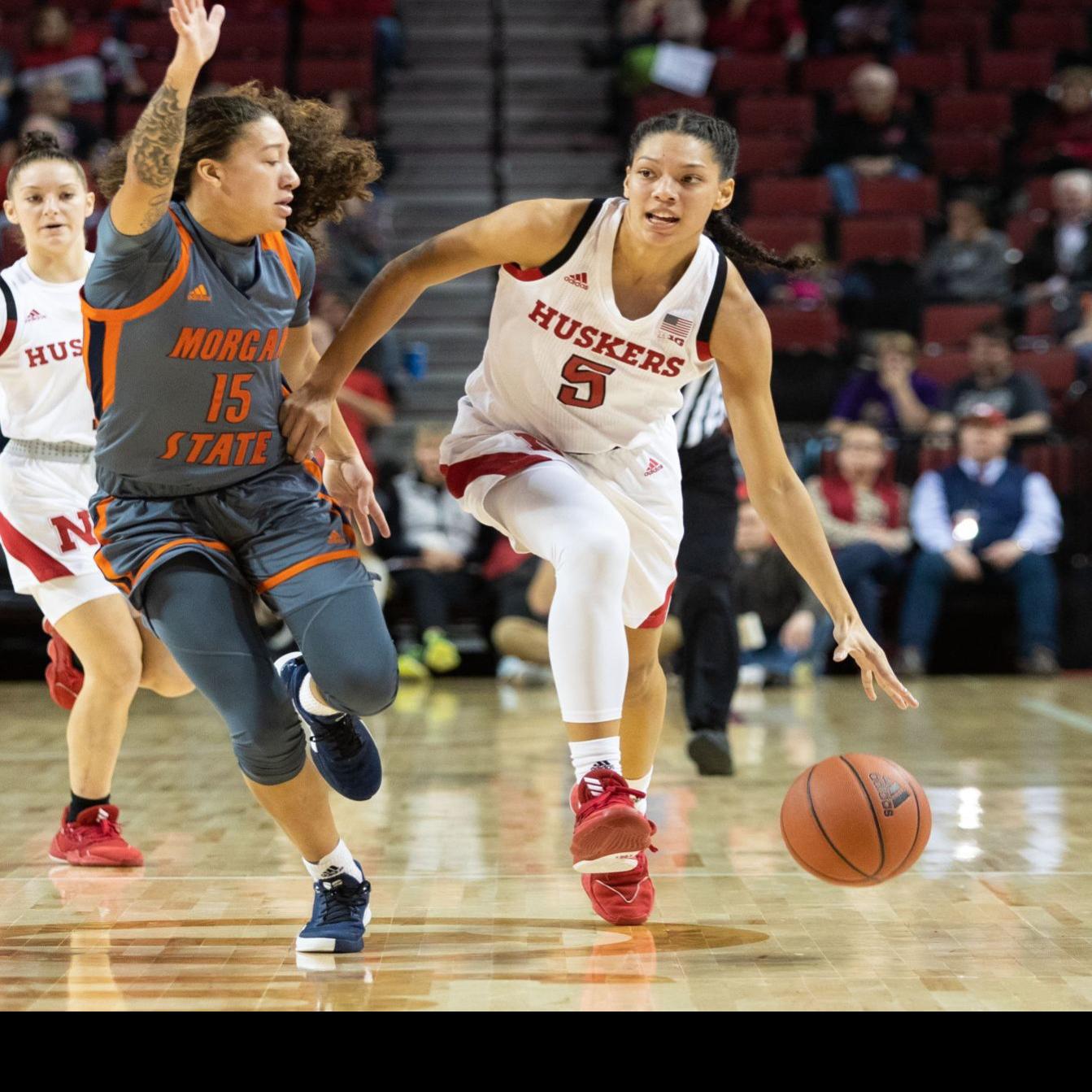 Nicea Eliely S Double Double Leads Husker Women S Basketball To