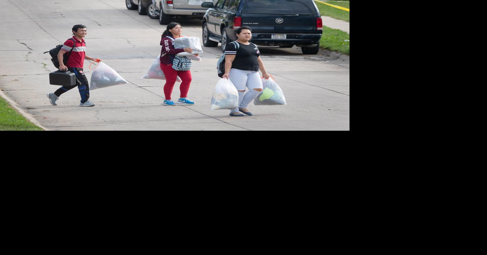 Omaha extends holiday generosity to displaced refugees from Yale Park