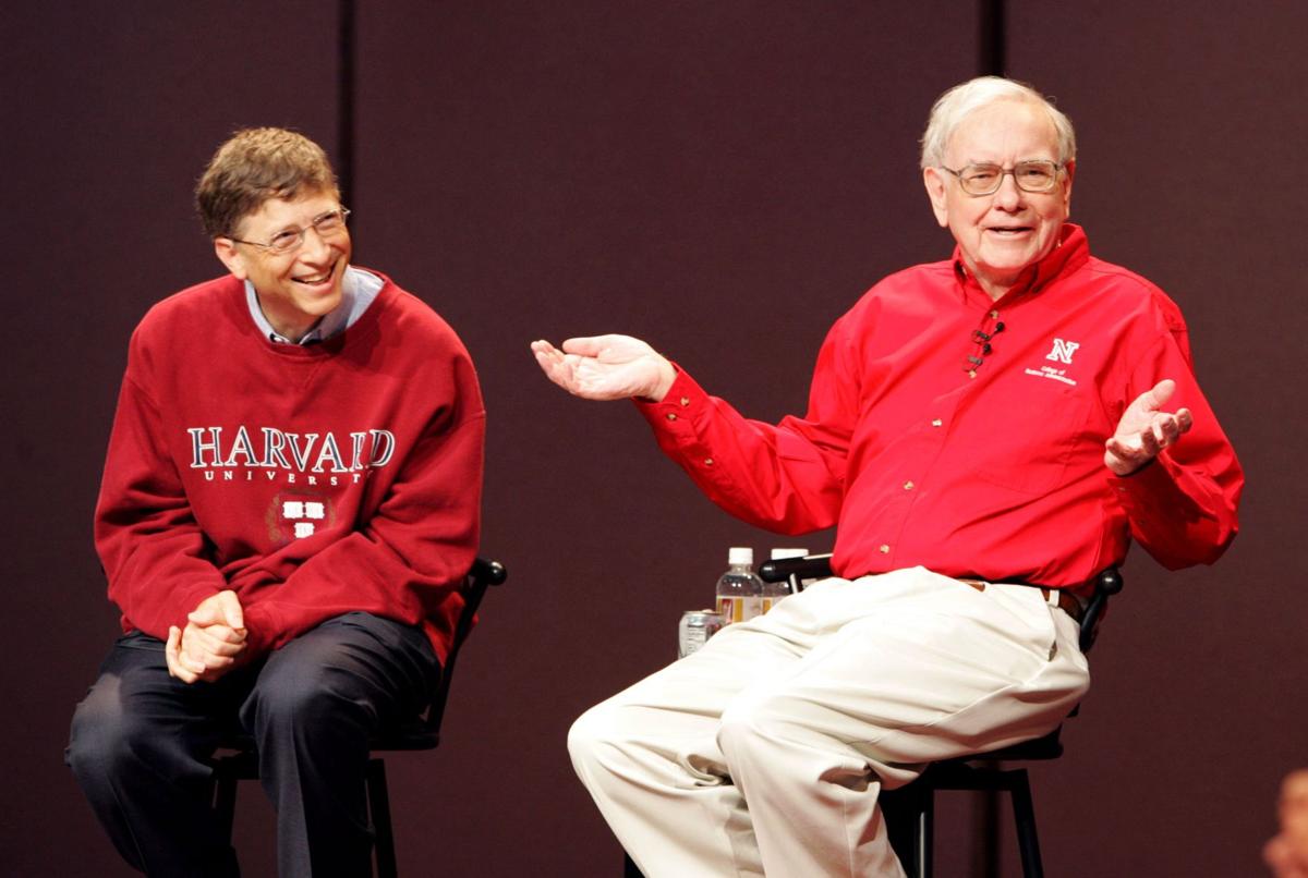 During 25 years of friendship with Buffett, Bill Gates ...