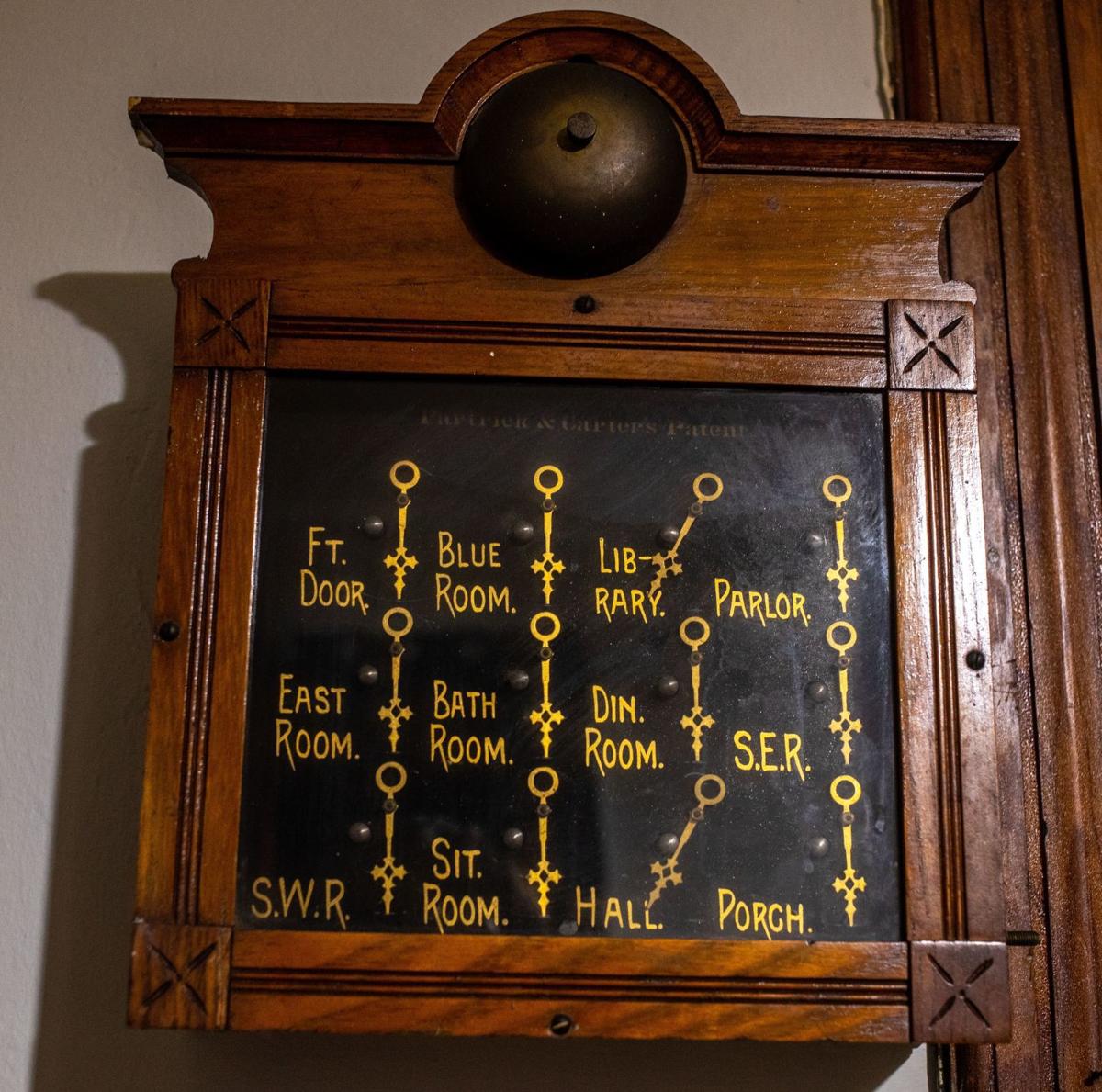 Sale of two historic houses in Omaha's Bemis Park neighborhood is