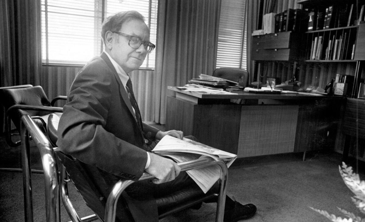 Photos 30 Images Of Warren Buffett Through The Years Money Omaha Com