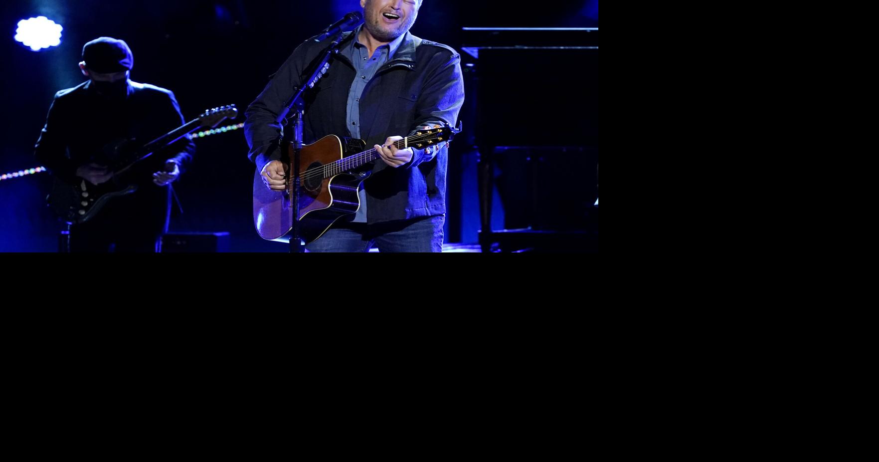 Country singer Blake Shelton coming to Omaha this summer