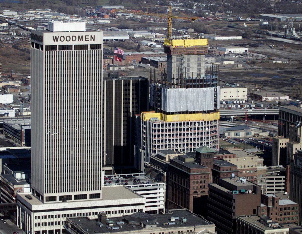 Name atop Omaha's Woodmen Tower to change this summer Local News