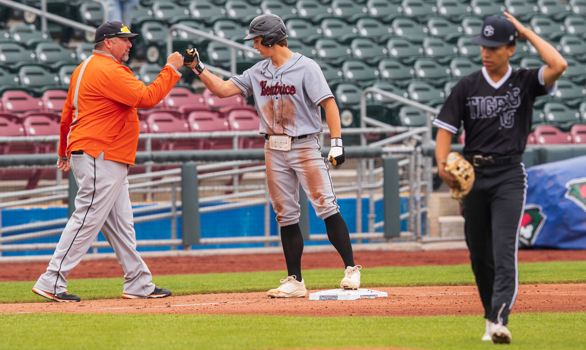 Class B baseball Qwin Zabokrtsky helps Beatrice upset top seed