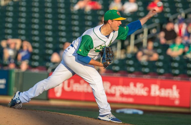 Hold the Cheeseburgers: Runzas reign at Werner Park as Omaha wins