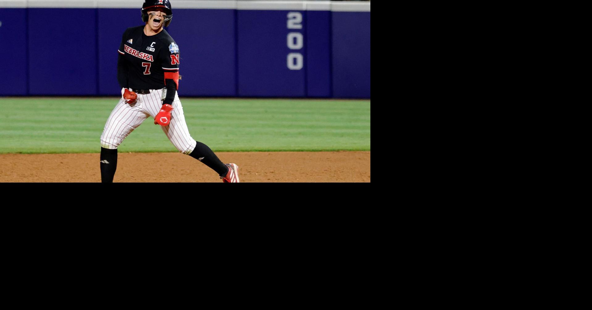 Just: An einem Abend voller Magie im Softball der Nebraska Cornhuskers ...
