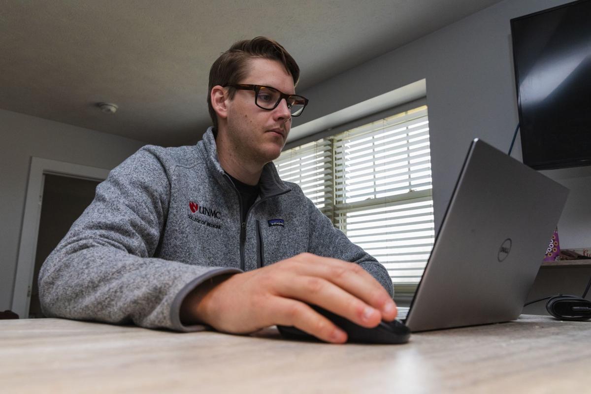 20200419_new_coronahelpersweb_med5