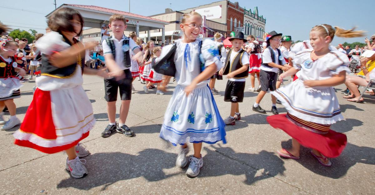 Editorial Nebraska gives fitting to Czech visitors for UNL