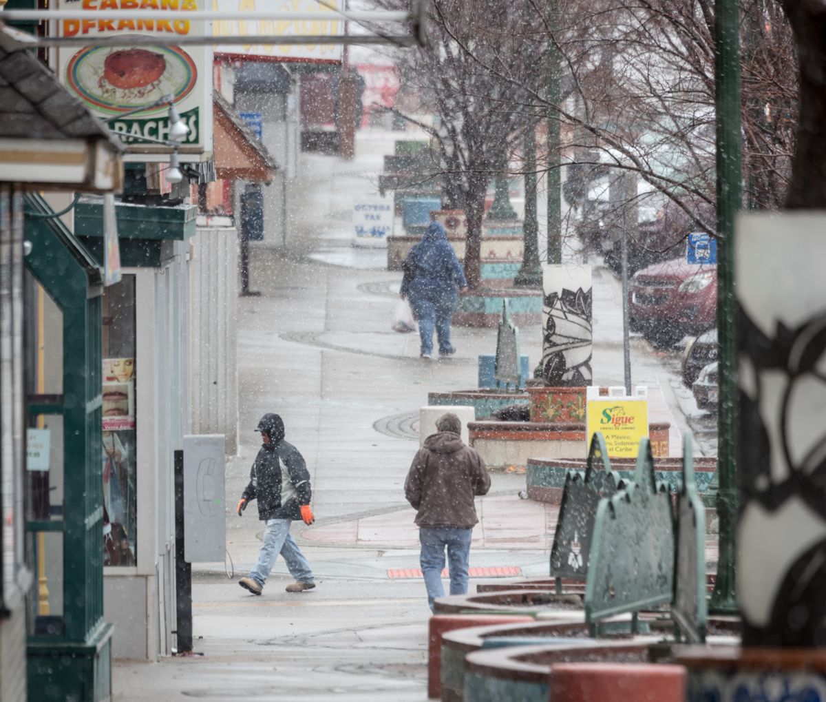 omaha breaks 1899 record for low temperature wednesday snow back in