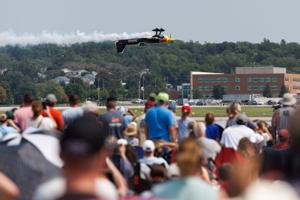 080826-owh-new-airshow-nf-03.JPG