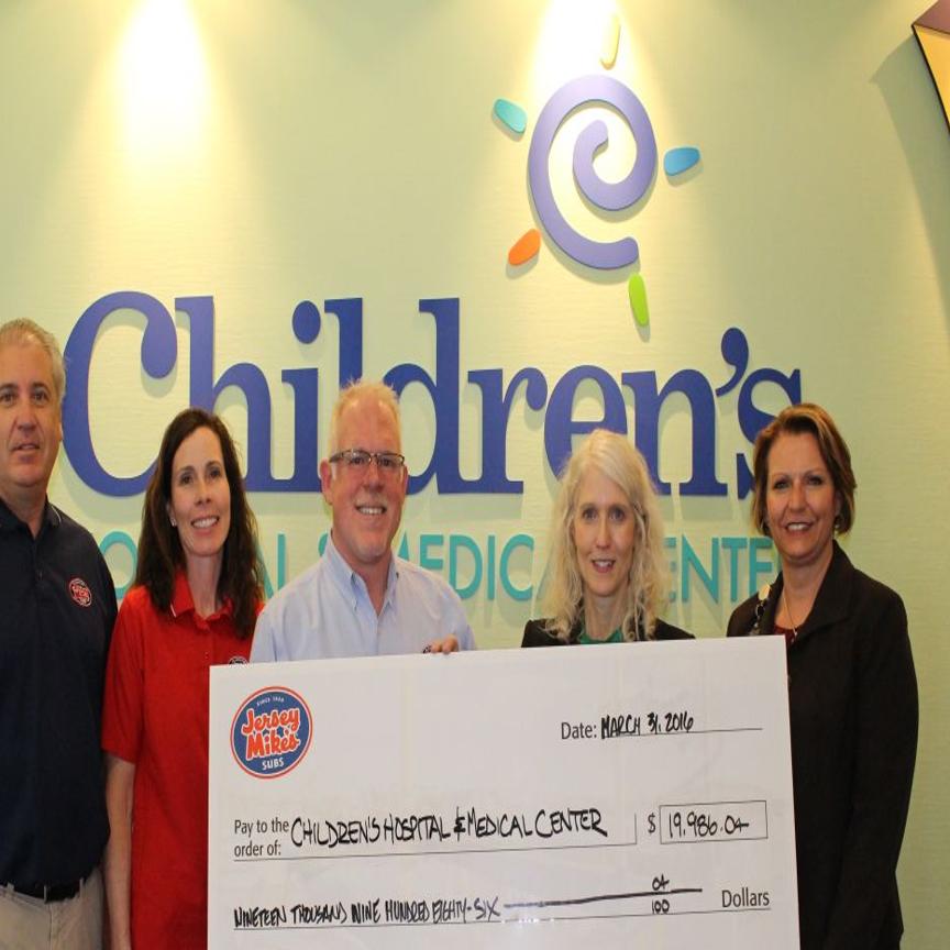Jersey Mike S Subs Donates 20k To Children S Hospital Volunteers