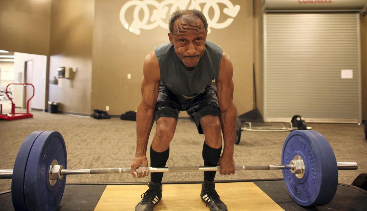 Worth the weight: Papillion resident sets powerlifting records
