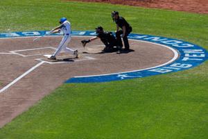 052426-owh-spo-bigtenbase-nf-35