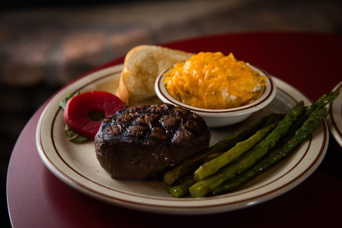 Review Reopened After Fire The Drover Has Same Decor Quality