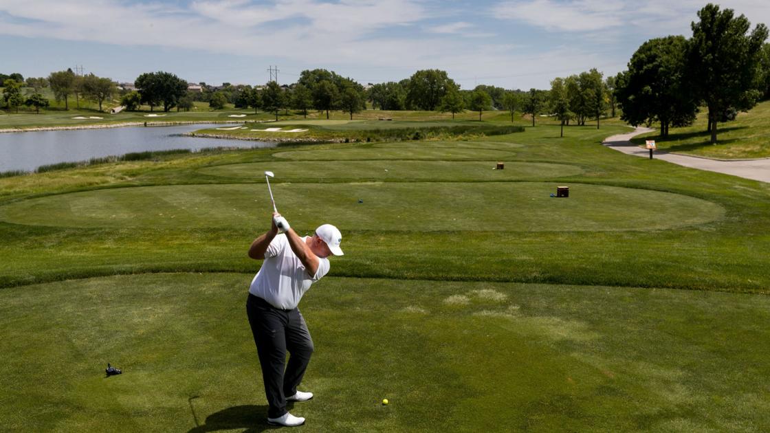 Area golf courses Metro Guide