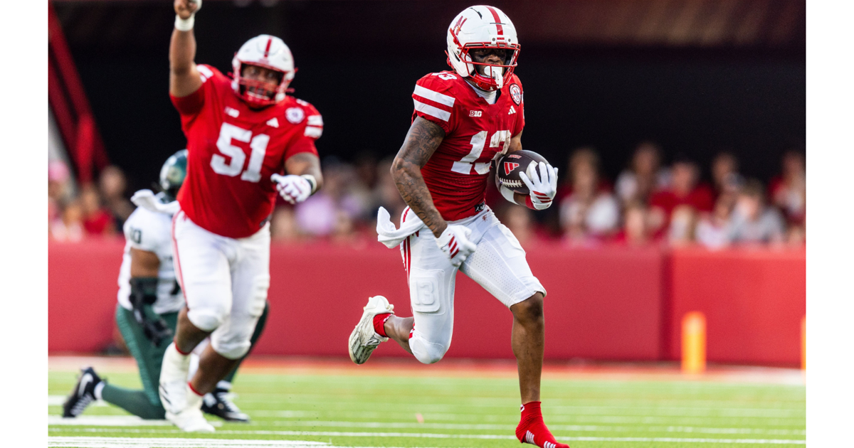Nebraska's Nyziah Hunter delivers the 'knockout blow' — without a shoe