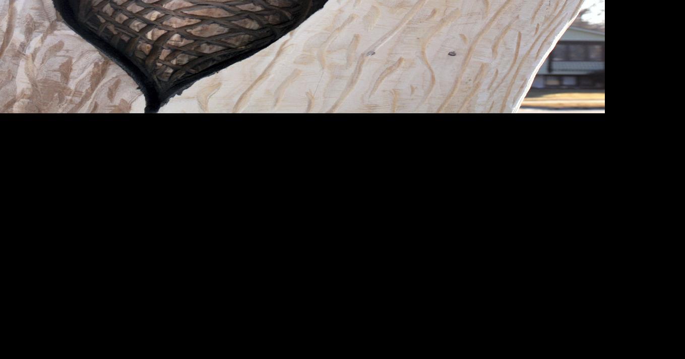 Sculpture brought to life at Papillion Manor