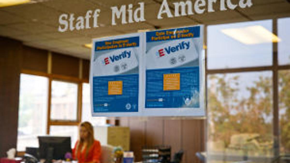 Use Of E Verify System To Detect Illegal Workers Remains Low Money Omaha Com