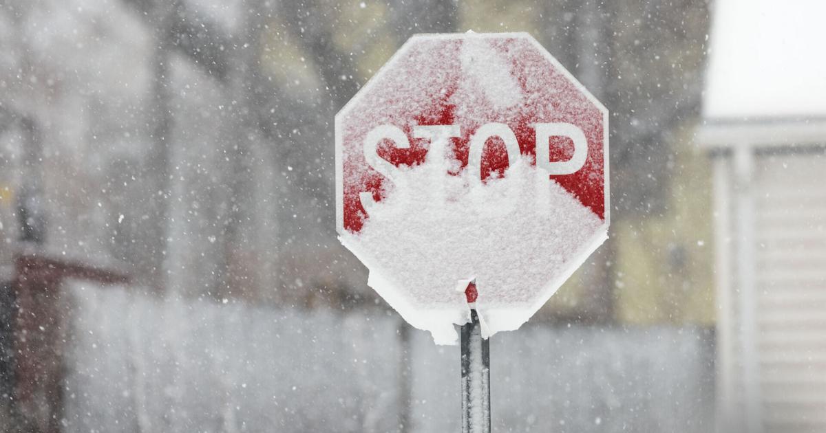 Verheerender Schneesturm in Omaha führte zu Straßensperrungen ...