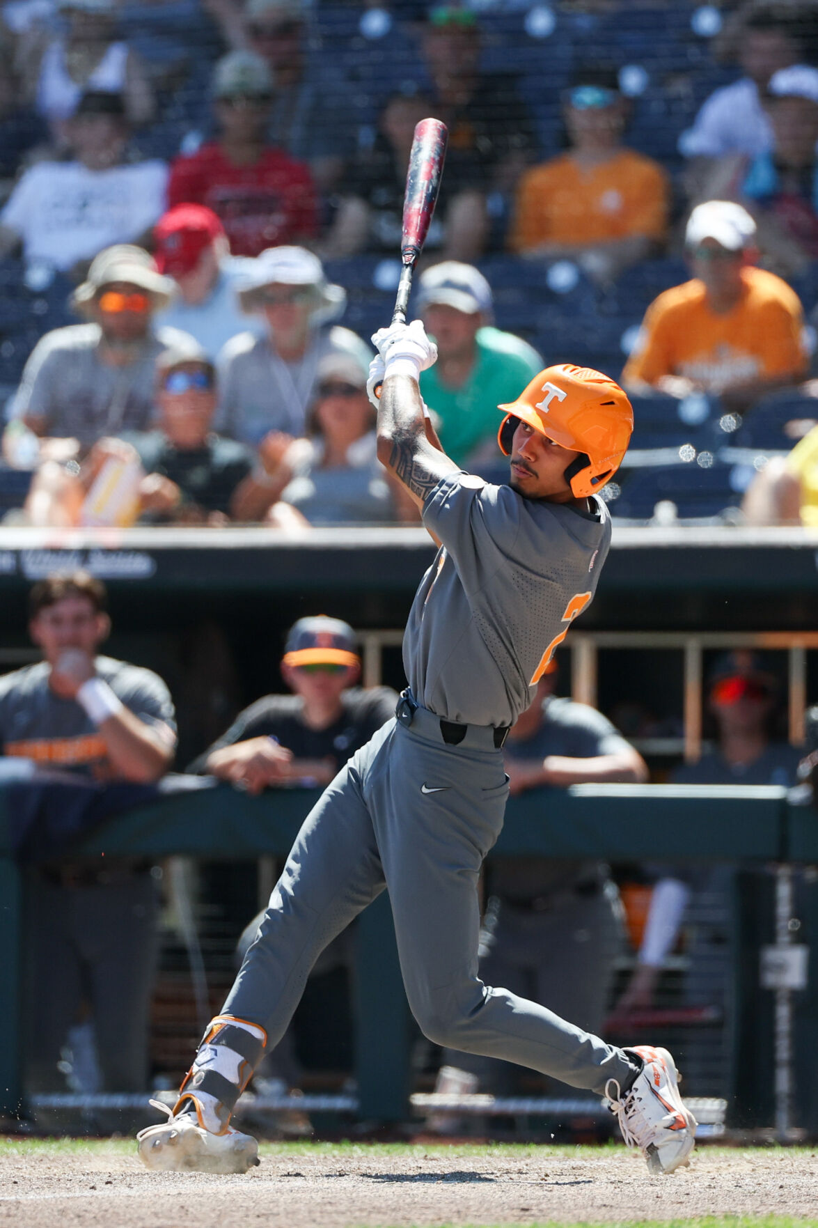 Tennessee pitcher Chase Burns puts up the best relief performance at the  Men's College World Series since 1969 : r/collegebaseball