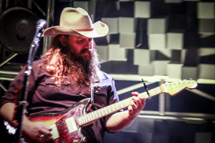 Review Chris Stapleton closes out tour with some set list surprises in