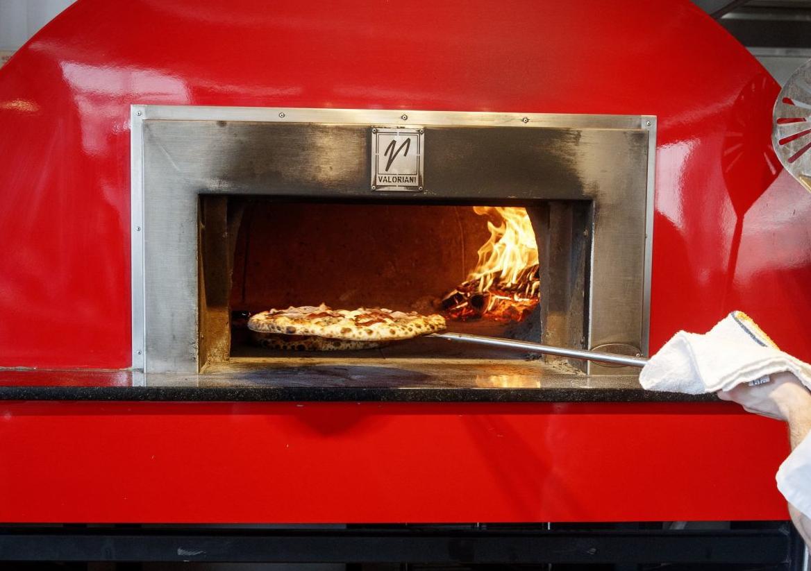 20190509_liv_diningnews_forno
