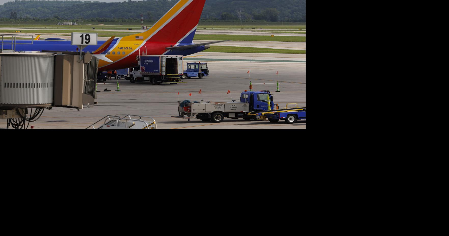 Omahas Eppley Airfield gehört nicht zu den 40 Flughäfen, die aufgrund des ...