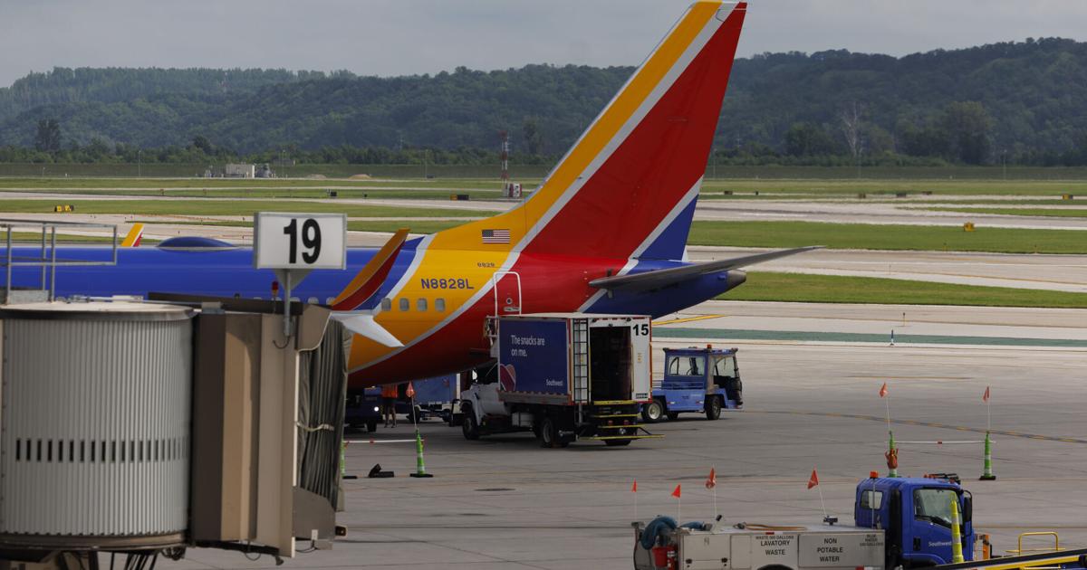 Omahas Eppley Airfield gehört nicht zu den 40 Flughäfen, die aufgrund des ...