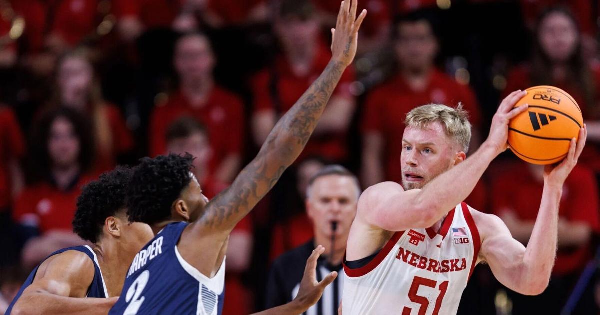 Rienk Mast rolls, Nebraska basketball smothers Creighton: Wilson Moore's 3 takes