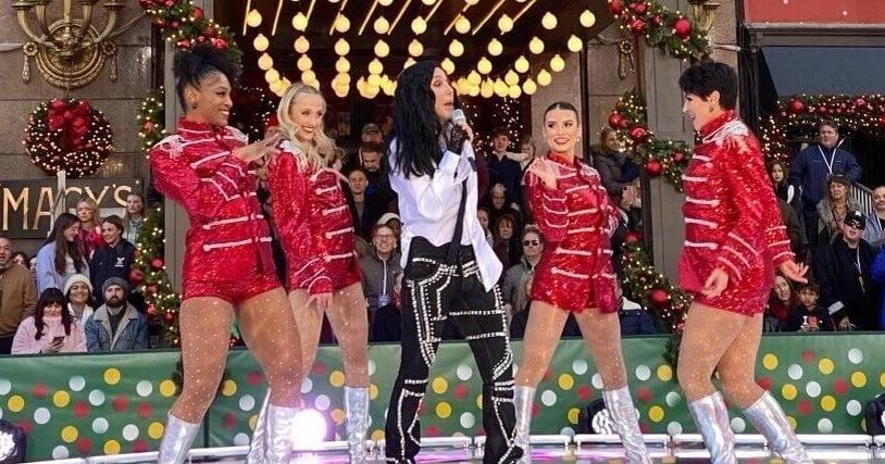 Lincoln native dances with Cher in Macy's Thanksgiving Day Parade - Vimarsana News