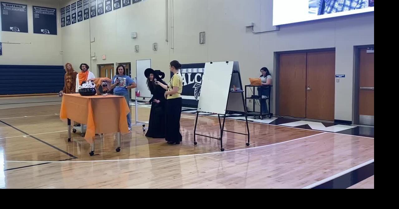 Video: Jeff Kinney, author of 'Diary of a Wimpy Kid,' visits Freeman Public Schools