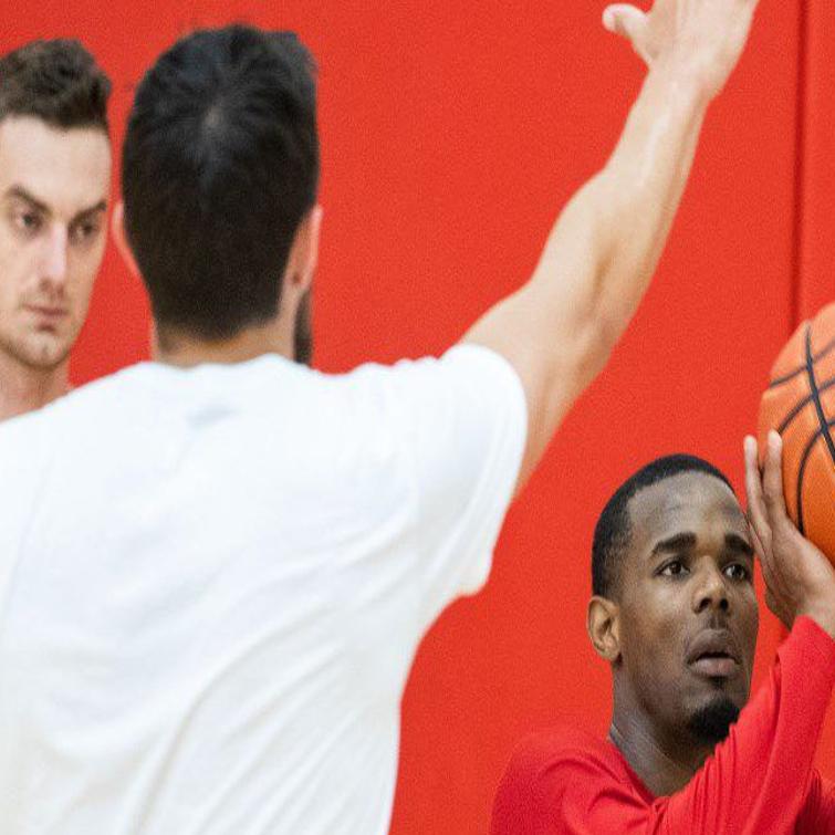 On Huskers Reworked Roster Dachon Burke Has Gone From The Guy To One Of Many Men S Basketball Omaha Com