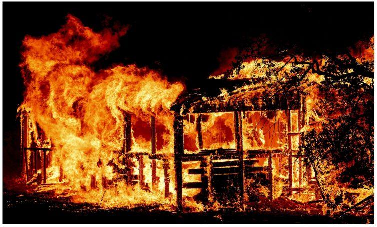Fire Tornado Kills 2 In Northern California Articles Omaha Com