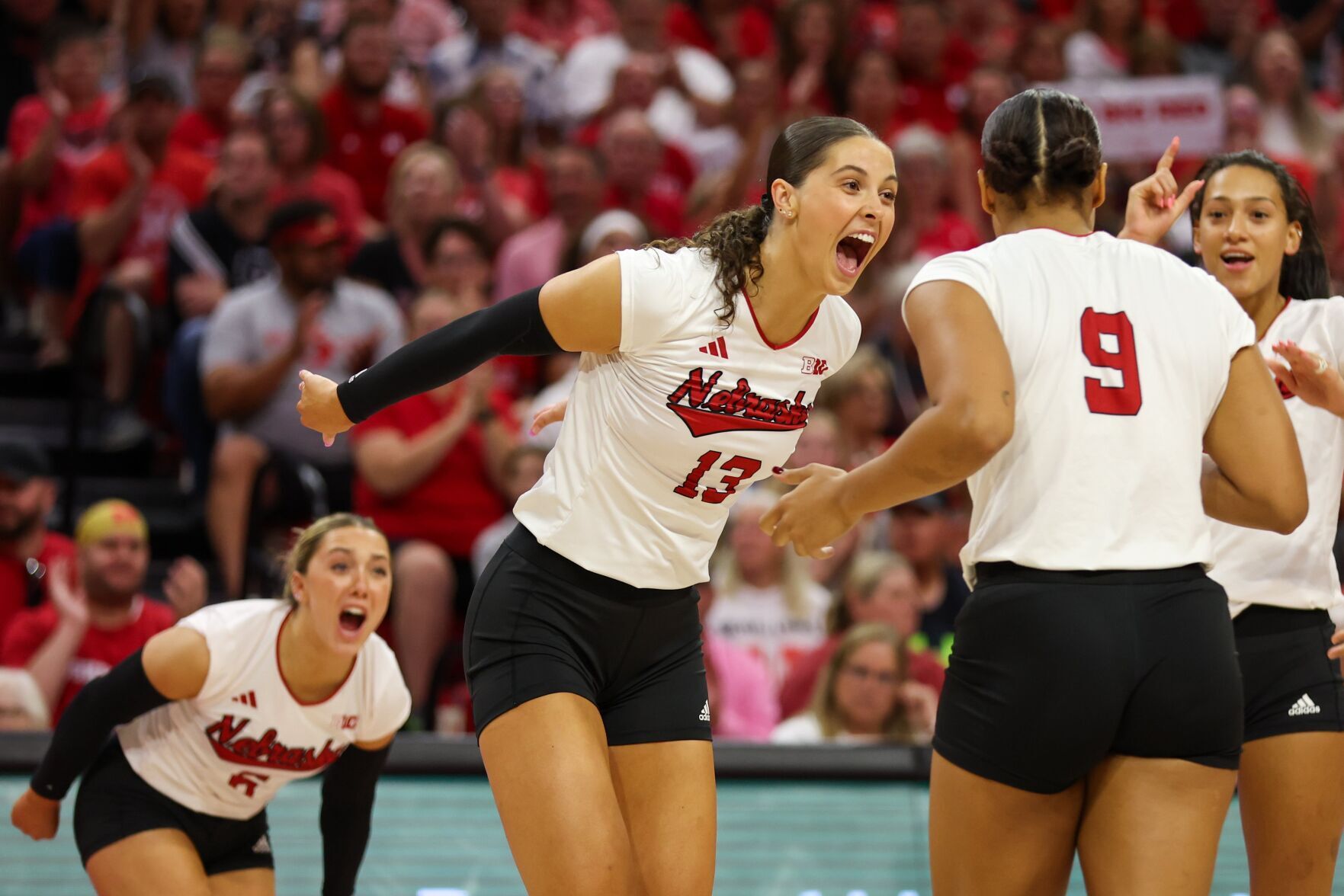 Nebraska Volleyball's Merritt Beason Standing Out