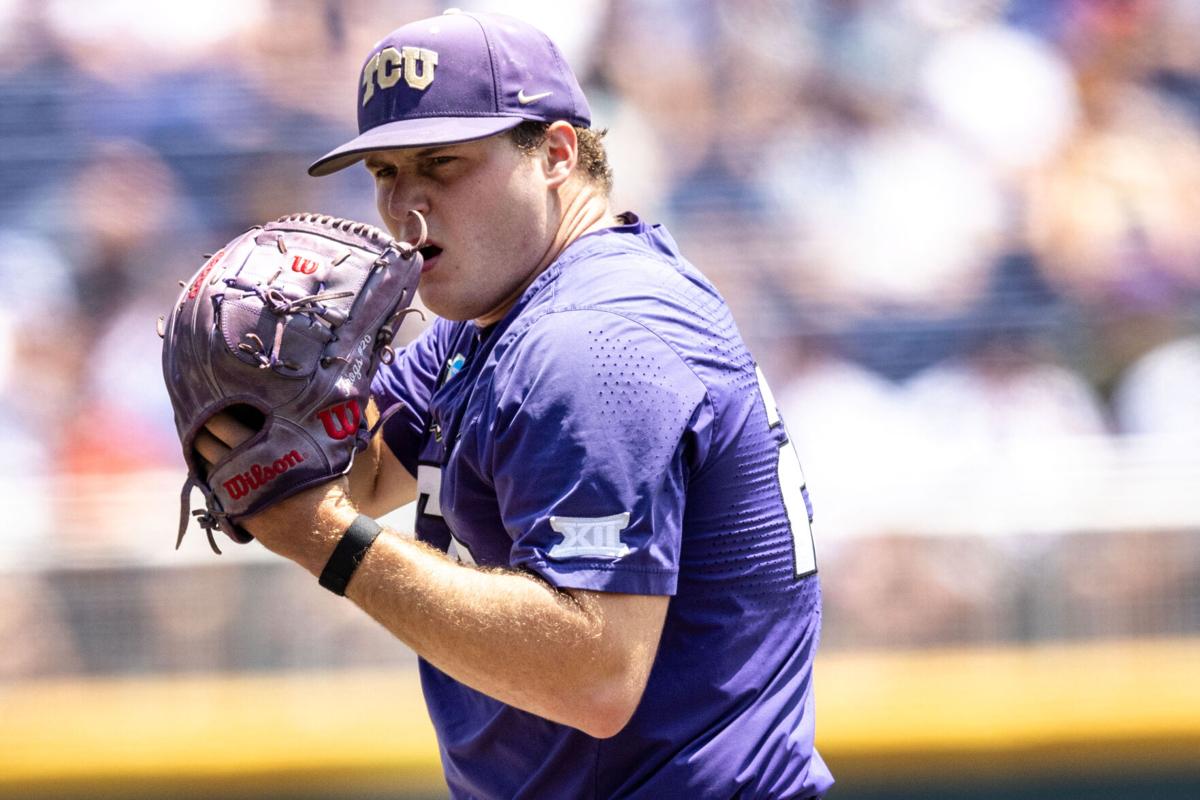 📸 Baseball vs Oakland Game Three – Kansas Jayhawks